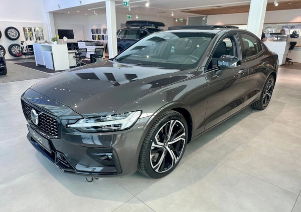Volvo S60 cena 248500 przebieg: 5, rok produkcji 2024 z Szczecin małe 37